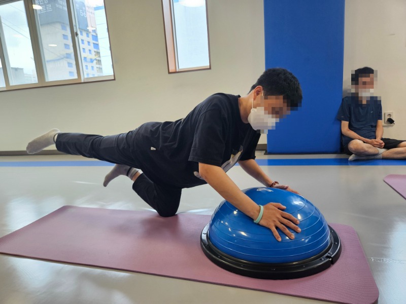 KakaoTalk_20260527_182702784_05.jpg